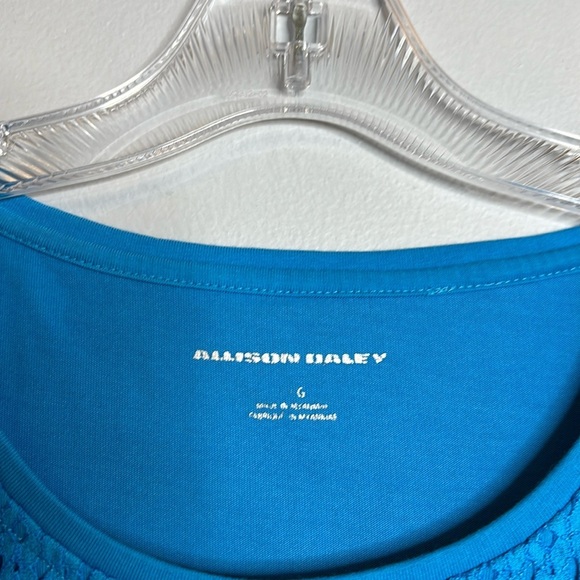 ALLISON DALEY TOP*** - Picture 2 of 5